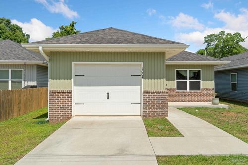1004 Polk Ave, PENSACOLA, FL, 32507-1868 | Card Image