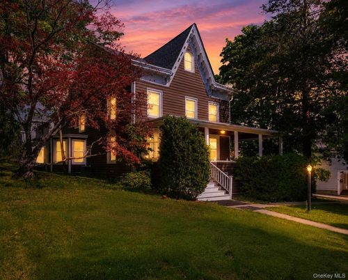 164 Greenwich Ave, Goshen, NY, 10924-2016 | Card Image