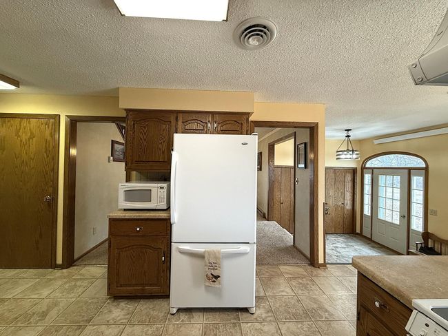 Kitchen | Image 23