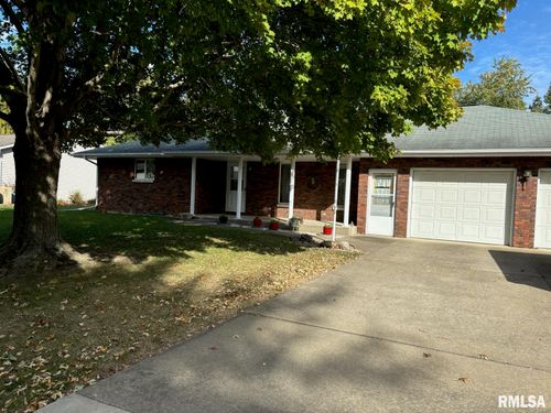 32 Margaret Court, Pawnee, IL, 62558 | Card Image