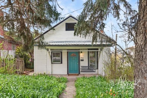 215 E A, Moscow, ID, 83843 | Card Image