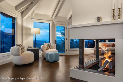 780 Mountain Laurel Dr, Aspen, CO, 81611-2303 | Card Image