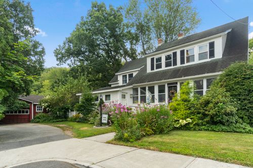 129 Grove St, Willimantic, CT, 06226-3618 | Card Image