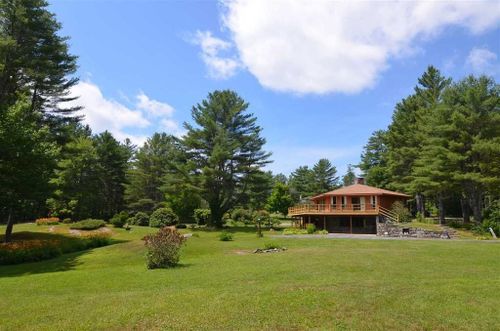 590 Center Rd, Goshen, NH, 03752-3413 | Card Image