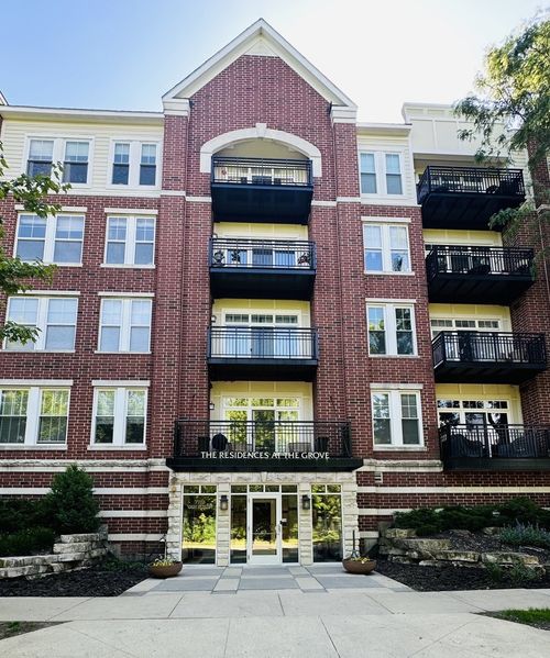 212-7753 Van Buren St, Forest Park, IL, 60130-4801 | Card Image