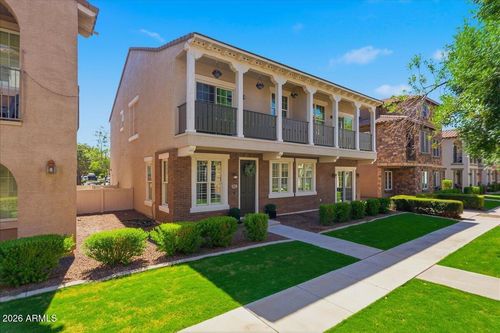 902 S Annie Ln, Gilbert, AZ, 85296-1442 | Card Image