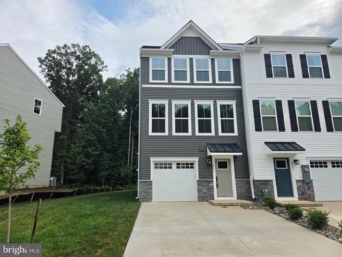 1863 Bergerac Ct, NEWARK, DE, 19702-2482 | Card Image