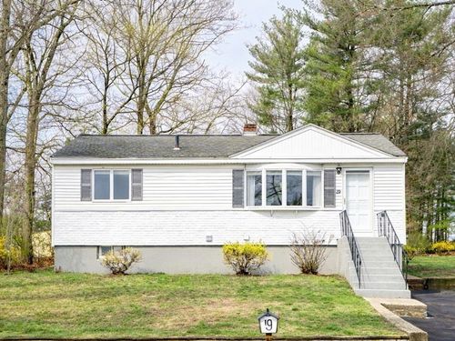 19 Tremlett Rd, Billerica, MA, 01821-5649 | Card Image