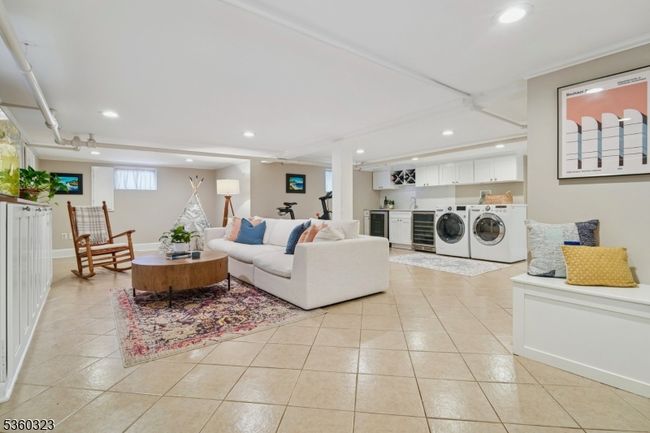51 S Pierson Rd, House other with 3 bedrooms, 2 bathrooms and null parking in Maplewood NJ | Image 31
