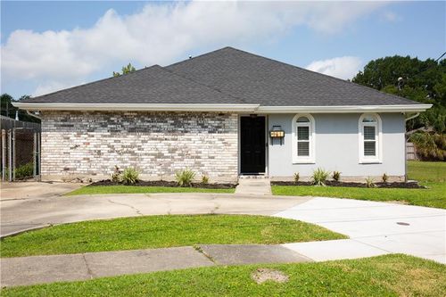 5008 Burke Dr, Metairie, LA, 70003-2533 | Card Image