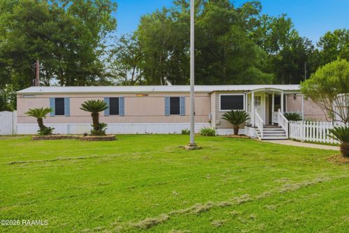 2010 Cummings St, Opelousas, LA, 70570-3906 | Card Image