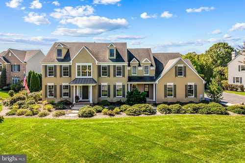 7 Whitetail Ct, MOORESTOWN, NJ, 08057-2151 | Card Image