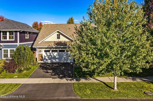 3242 Swift Water Ln, Coeur D Alene, ID, 83814-7423 | Card Image