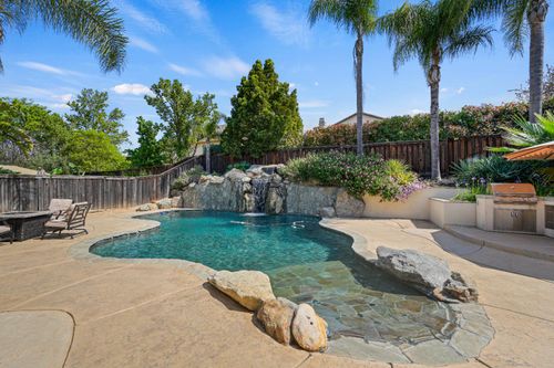 3210 Lori Ct, Roseville, CA, 95747-9146 | Card Image