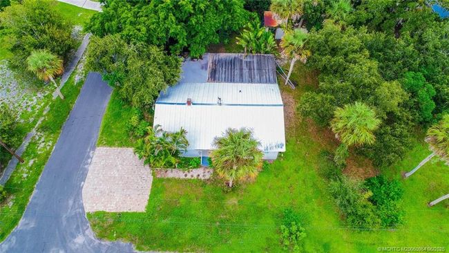 817 Sw Saint Lucie Cres, House other with 3 bedrooms, 3 bathrooms and null parking in STUART FL | Image 6