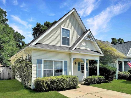 208 Wildflower Ln, Pensacola, FL, 32514-6653 | Card Image