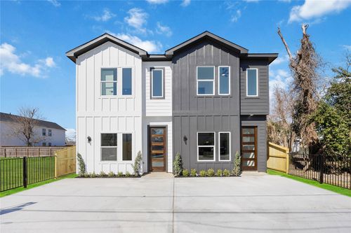 ab-7961 Henson St, Houston, TX, 77028-4058 | Card Image