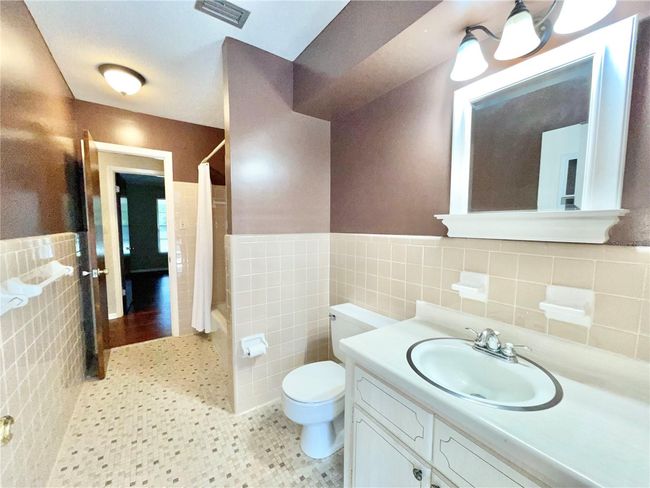 guest bath | Image 26