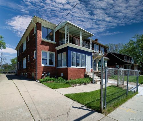 390 Ashland St, Detroit, MI, 48215-3121 | Card Image