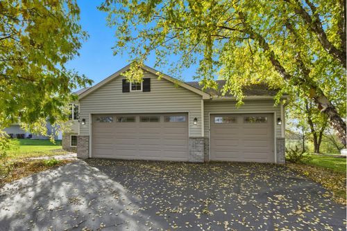 726 7th St N, Montrose, MN, 55363-6302 | Card Image