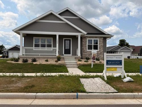 1205 20th St, Prairie Du Sac, WI, 53578-2144 | Card Image