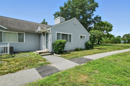 103-103 Stephens St, Chicopee, MA, 01022-1056 | Card Image