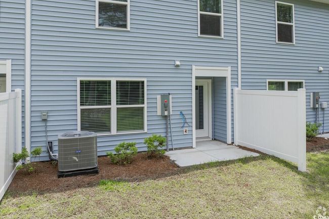 Back of property | Image 27