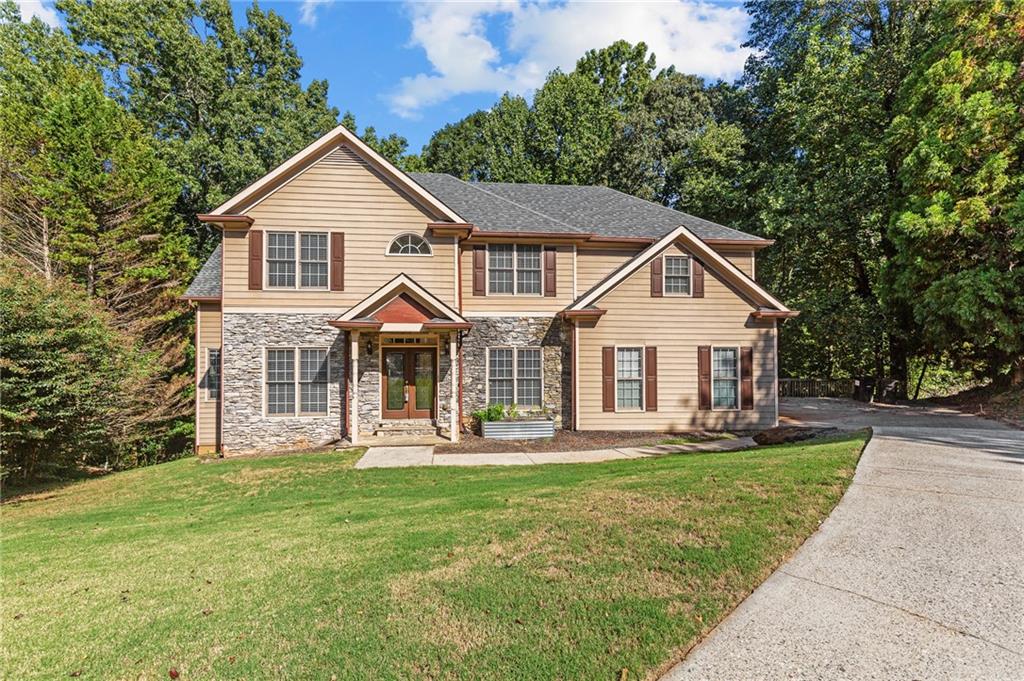 Three Lakes Ct, Flowery Branch, GA 30542