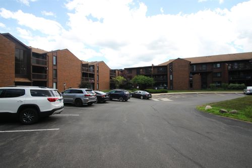 102a-2929 Sunnyside Dr, Rockford, IL, 61114-6000 | Card Image