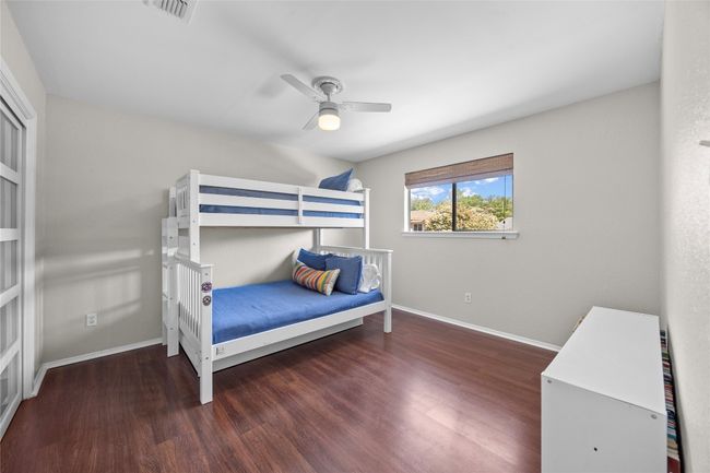 Second bedroom upstairs is spacious | Image 24