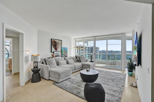 3103-21205 Ne 37th Ave, Aventura, FL, 33180-4061 | Card Image