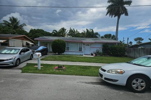 681 Ne 43rd Street, Other Florida, FL, 33064 | Card Image