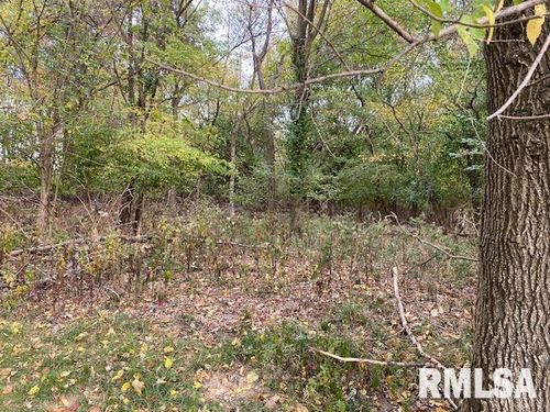 000 Barnett Ave, Carterville, IL, 62918 | Card Image