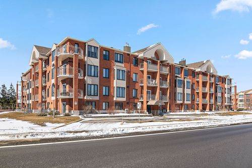 308-4600 Rue René-Émard, Montréal, QC, H9A3A7 | Card Image