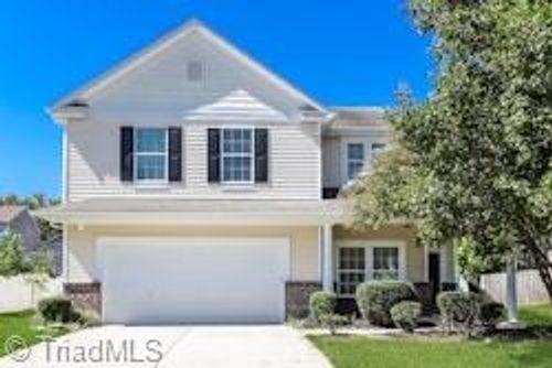 4454 Paula Dr, Winston Salem, NC, 27127-6834 | Card Image
