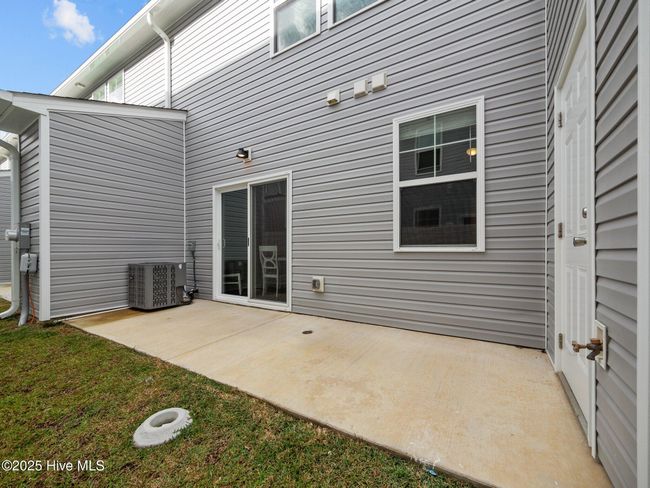 266 Sandy Cove Ln, Townhouse with 3 bedrooms, 4 bathrooms and null parking in Sneads Ferry NC | Image 10