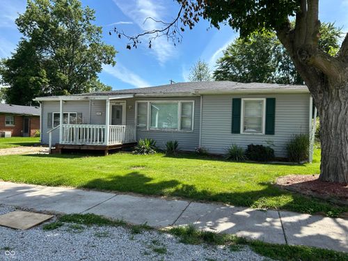 2002 Barton Ave, Terre Haute, IN, 47802-2726 | Card Image