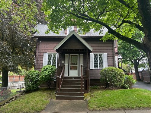 54 Brunswick Park, Melrose, MA, 02176-1702 | Card Image