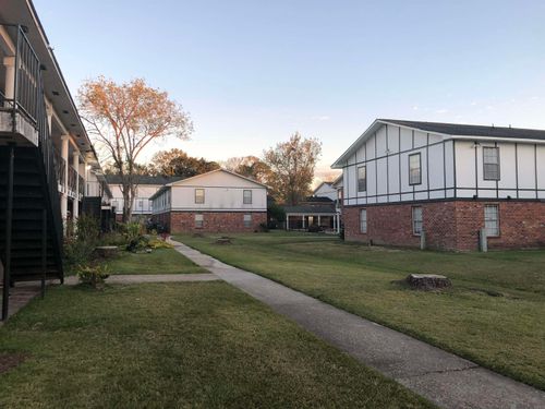 145-3030 Congress Blvd, Baton Rouge, LA, 70808-3162 | Card Image
