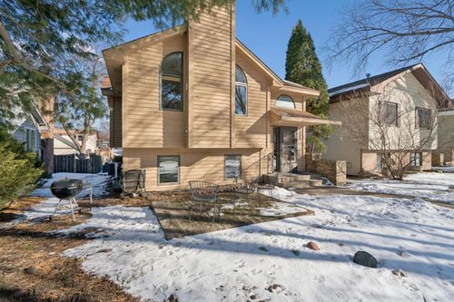4340 Halifax Ave N, Robbinsdale, MN, 55422-1574 | Card Image