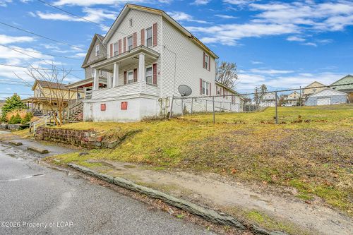 723 Hampton Street, Scranton, PA, 18504 | Card Image