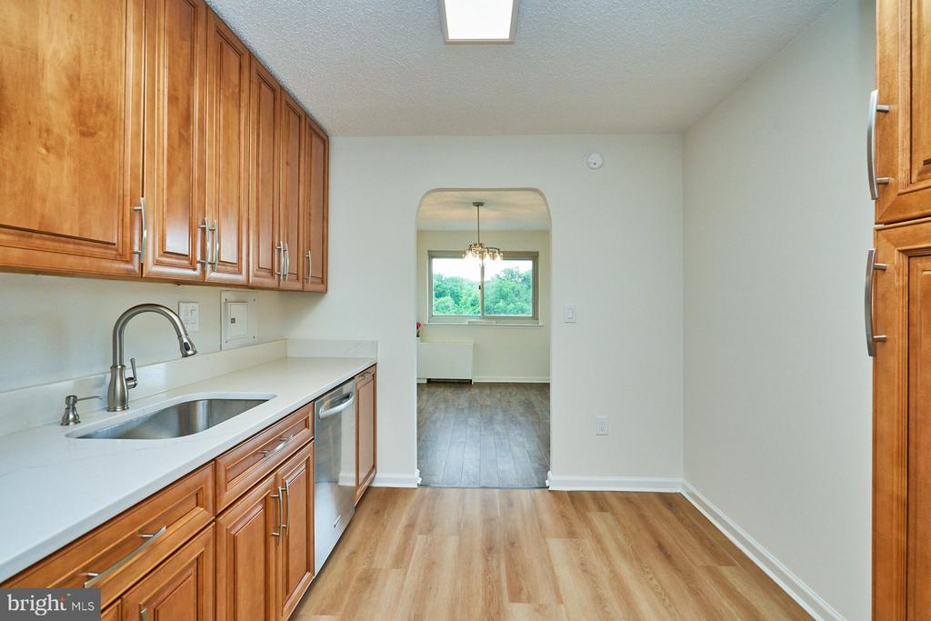 Residential in ALEXANDRIA 4