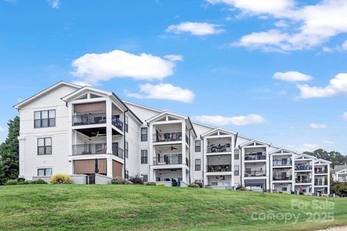 apt-e-17811 Half Moon Ln, Cornelius, NC, 28031-8011 | Card Image