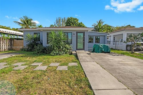 2410 Jackson St, Hollywood, FL, 33020-4929 | Card Image