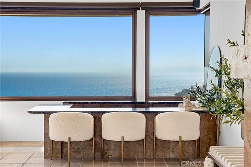 523 Emerald Bay, Laguna Beach, CA, 92651-1256 | Card Image