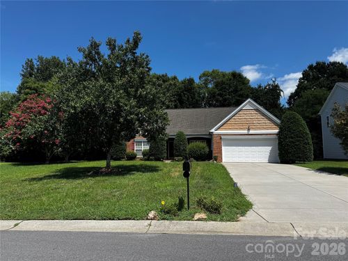 6111 Maple Leaf Ave, Harrisburg, NC, 28075-6521 | Card Image