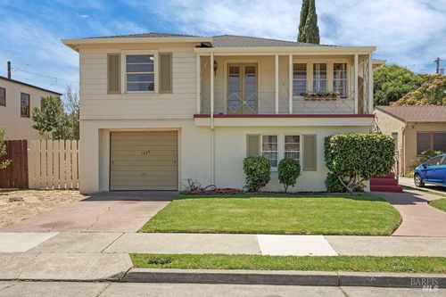 1465 Ohio St, Vallejo, CA, 94590-5355 | Card Image