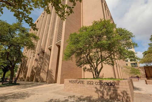 1004-1122 Colorado St, Austin, TX, 78701-2100 | Card Image