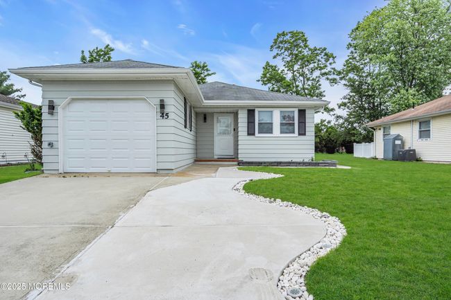 45 Bonaire Dr, Home with 2 bedrooms, 2 bathrooms and 1 parking in Toms River NJ | Image 11