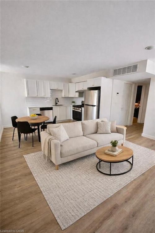 2-30 Stirton St, Hamilton, ON, L8L6E8 | Card Image